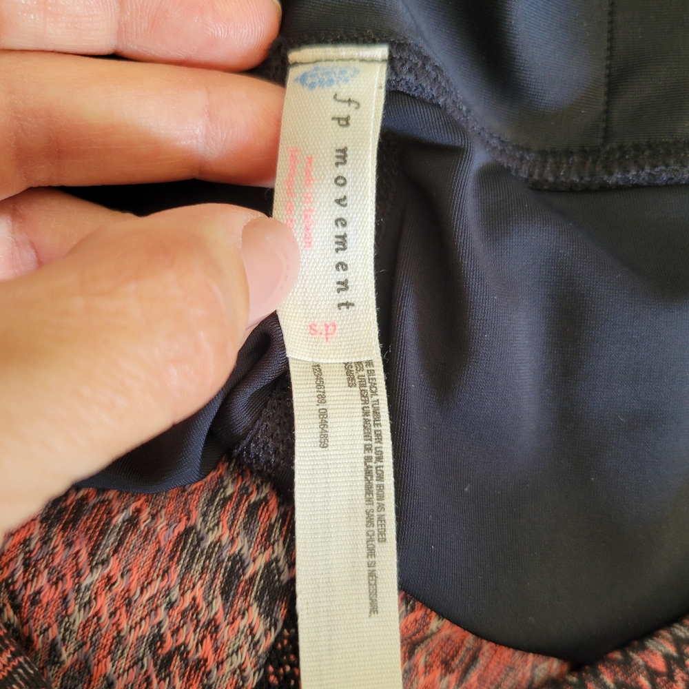 Free People Movement Leggings‎ Yoga Workout Mesh Contrast Panel Size Small - Picture 7 of 10